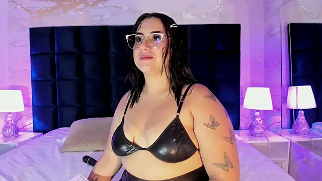 sabrinamilani online show from 30, 9, 2025