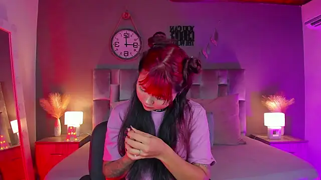 alaia-rogers online show from 27, 2, 2025