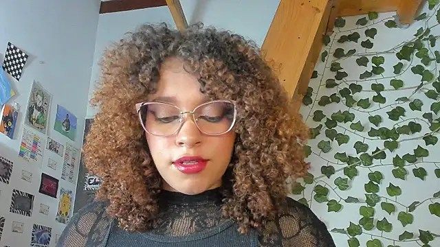 Ada gales  online show from 5, 12, 2024