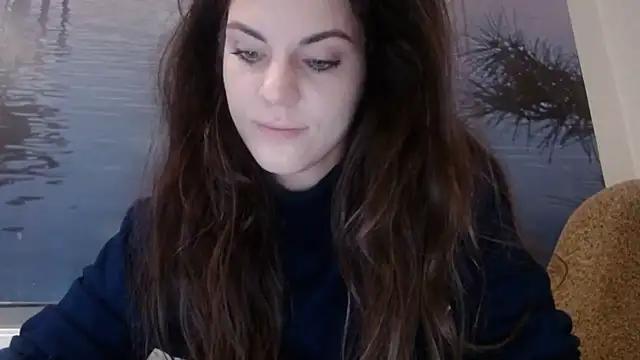 Snapshot of AliceTailor chatting on 12, 10, 2025 AliceTailor online show from 12, 10, 2025