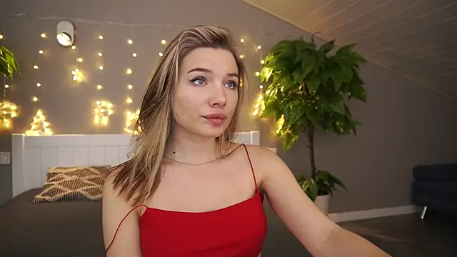 IceDanielles online show from 31, 12, 2024