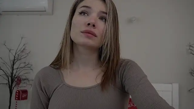 IceDanielles online show from 9, 2, 2025