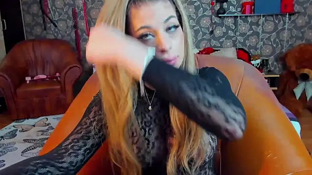 Snapshot of ammyloca123 chatting on 3, 4, 2026 ammyloca123 online show from 3, 4, 2026