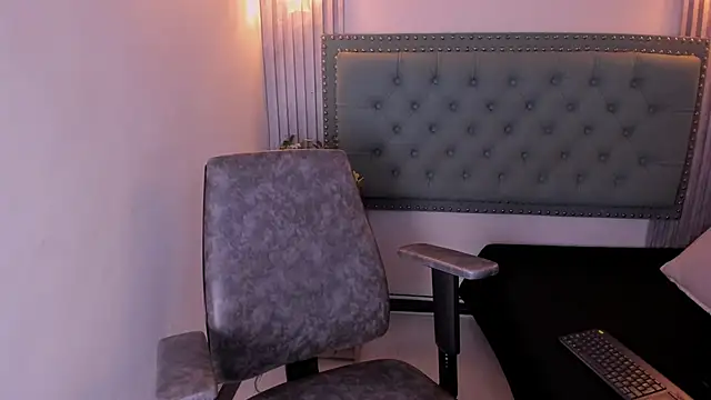 Celeste Mcs  online show from 12, 11, 2025