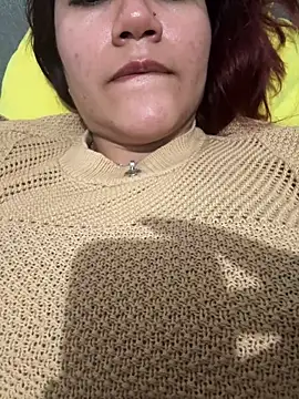 Snapshot of ZUCAAT chatting on 1, 3, 2025 ZUCAAT online show from 1, 3, 2025