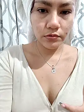 Snapshot of ZUCAAT chatting on 6, 3, 2025 ZUCAAT online show from 6, 3, 2025