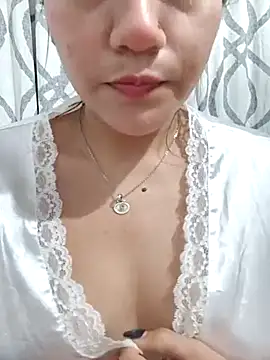 Snapshot of ZUCAAT chatting on 8, 3, 2025 ZUCAAT online show from 8, 3, 2025