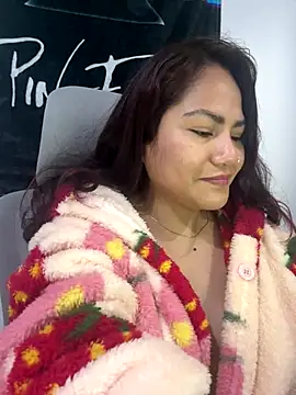 Snapshot of ZUCAAT chatting on 2, 10, 2025 ZUCAAT online show from 2, 10, 2025