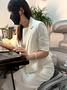 Annabody online show from 23, 9, 2025