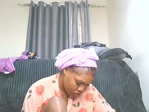 Snapshot of sweet_bigclit chatting on 24, 6, 2026 sweet bigclit online show from 24, 6, 2026