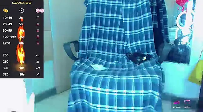 KayleighDreams  online show from 16, 2, 2025