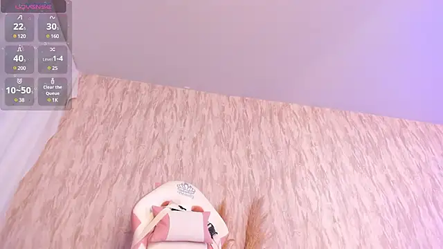 Snapshot of emily_parkerr chatting on 10, 1, 2025 emily parkerr online show from 10, 1, 2025