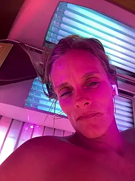 Snapshot of vixendoll87 chatting on 7, 2, 2025 vixendoll87 online show from 7, 2, 2025