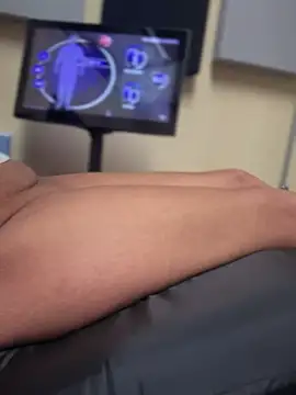 Snapshot of vixendoll87 chatting on 12, 2, 2025 vixendoll87 online show from 12, 2, 2025