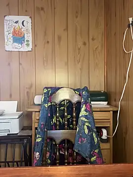 Snapshot of vixendoll87 chatting on 15, 10, 2025 vixendoll87 online show from 15, 10, 2025