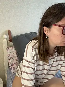BeatriceTender online show from 8, 5, 2026