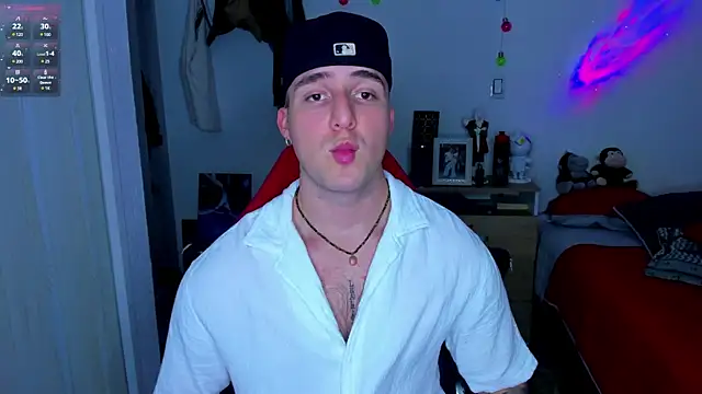 liam oficial02 online show from 15, 12, 2024