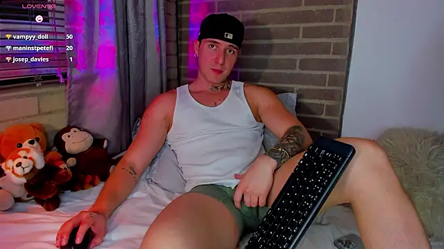 liam oficial02 online show from 17, 2, 2026