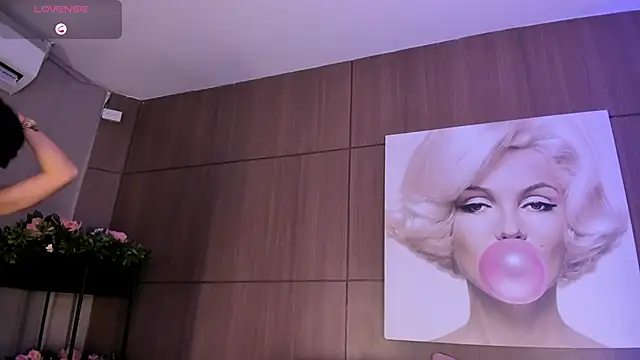 AgattaDuque online show from 24, 9, 2025