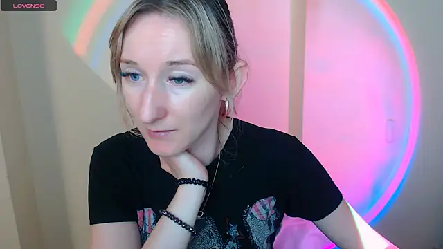 Snapshot of AmandaSell chatting on 22, 7, 2026 AmandaSell online show from 22, 7, 2026