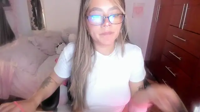 StephaniFox online show from 13, 2, 2026