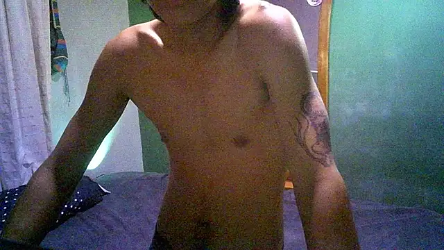 Luchitodiaz6969 online show from 2, 11, 2025