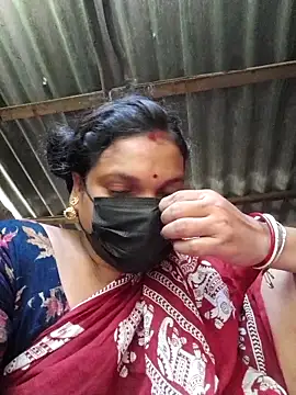 HotSexyBoudi online show from 19, 9, 2025