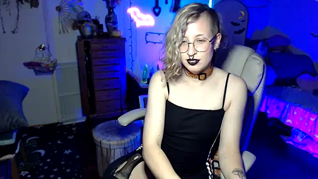 Snapshot of Bigbearnbunnyboy chatting on 10, 3, 2026 Bigbearnbunnyboy online show from 10, 3, 2026