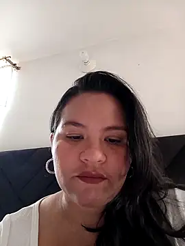 Snapshot of Julieta-tits chatting on 18, 6, 2026 Julieta-tits online show from 18, 6, 2026