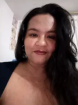 Snapshot of Julieta-tits chatting on 2, 7, 2026 Julieta-tits online show from 2, 7, 2026