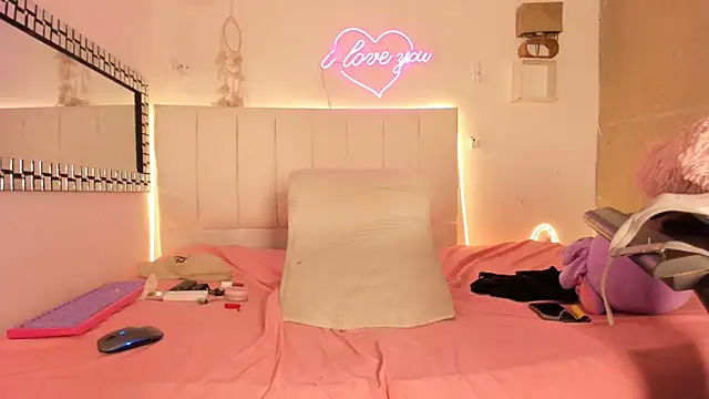 lilith horny online show from 12, 3, 2026