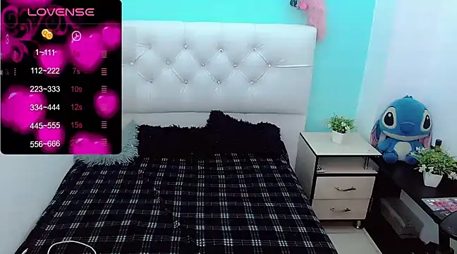 Snapshot of kinverly_sexyx chatting on 7, 12, 2024 kinverly sexyx online show from 7, 12, 2024