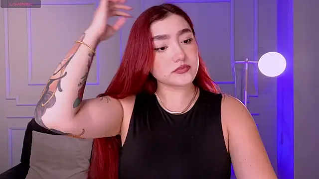 Snapshot of ViolettCastel chatting on 10, 3, 2026 ViolettCastel online show from 10, 3, 2026