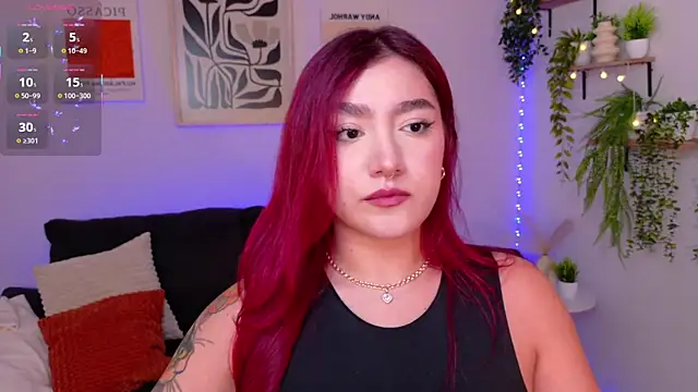 Snapshot of ViolettCastel chatting on 10, 4, 2026 ViolettCastel online show from 10, 4, 2026