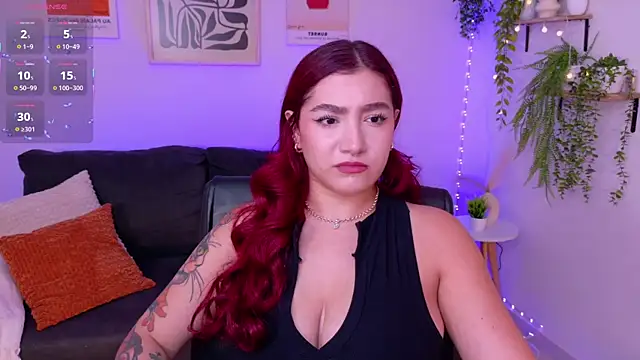 Snapshot of ViolettCastel chatting on 13, 4, 2026 ViolettCastel online show from 13, 4, 2026