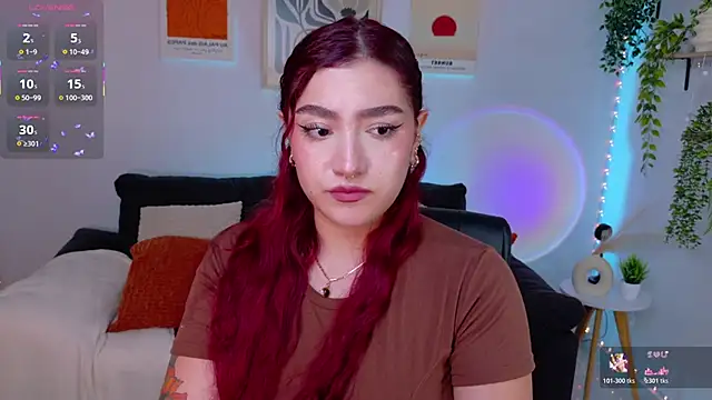 Snapshot of ViolettCastel chatting on 30, 6, 2026 ViolettCastel online show from 30, 6, 2026