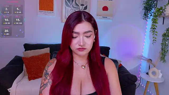 Snapshot of ViolettCastel chatting on 12, 7, 2026 ViolettCastel online show from 12, 7, 2026