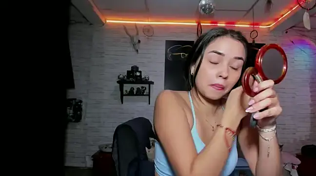 Kimmymadison- online show from 13, 2, 2025