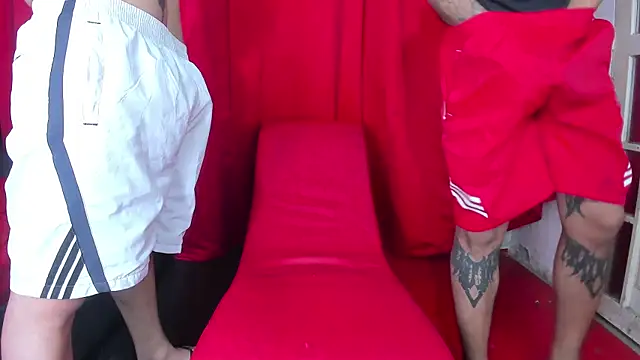 Extreme Team8 online show from 9, 1, 2025