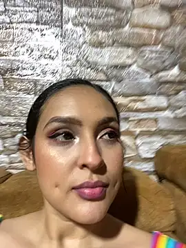 Snapshot of twohornys chatting on 5, 2, 2025 twohornys online show from 5, 2, 2025