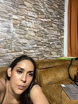 Snapshot of twohornys chatting on 22, 2, 2025 twohornys online show from 22, 2, 2025