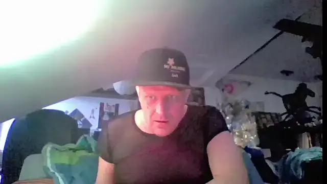 Bigthroaterboy online show from 1, 6, 2026