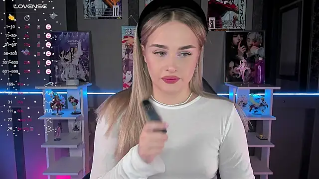 Snapshot of Ellen_Soft chatting on 25, 9, 2025 Ellen Soft online show from 25, 9, 2025