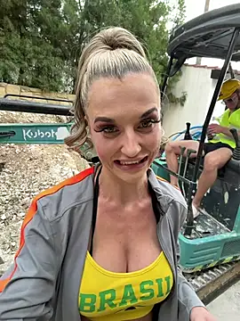 Snapshot of JayJayPink chatting on 15, 5, 2026 JayJayPink online show from 15, 5, 2026