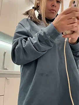 HaileyDiana online show from 24, 5, 2026