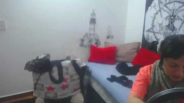 Snapshot of lili_peach chatting on 6, 3, 2025 lili peach online show from 6, 3, 2025