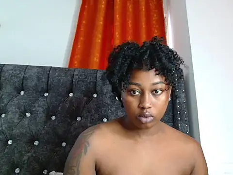 Miss hot candy online show from 15, 4, 2026