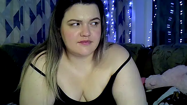 Snapshot of AnitaWillias chatting on 28, 10, 2025 AnitaWillias online show from 28, 10, 2025