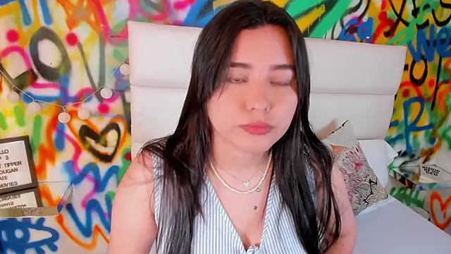 Liana Bernocchi online show from 21, 11, 2025