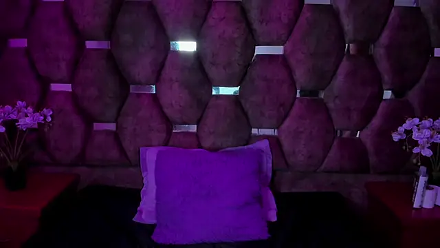 Snapshot of MaddyHudson chatting on 27, 2, 2025 MaddyHudson online show from 27, 2, 2025